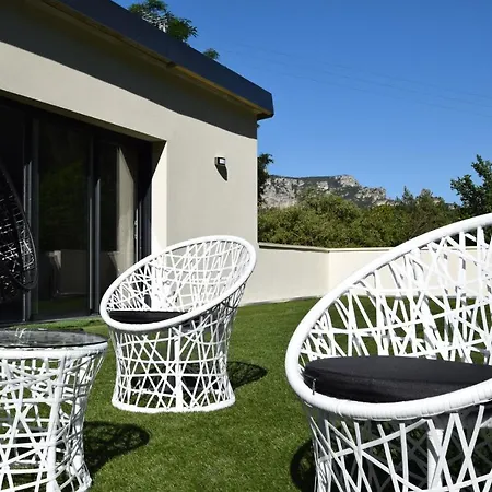 Villa With 4 Bedrooms In Mostuejouls With Wonderful Lake View Private Pool Enclosed Garden 50 M From The Beach Villa *