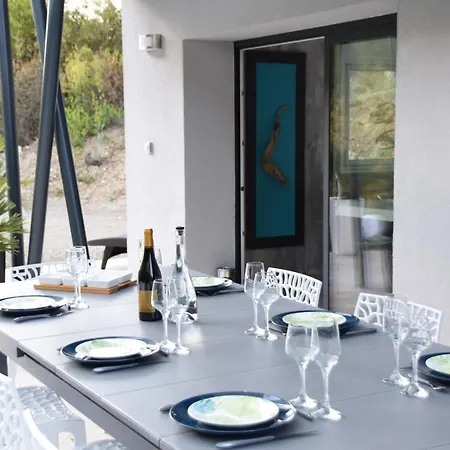 Villa With 4 Bedrooms In Mostuejouls With Wonderful Lake View Private Pool Enclosed Garden 50 M From The Beach Villa *